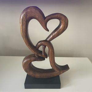 Wooden Abstract Sculpture Statue Linked Hearts Art Decor Valentine’s Day Gift
